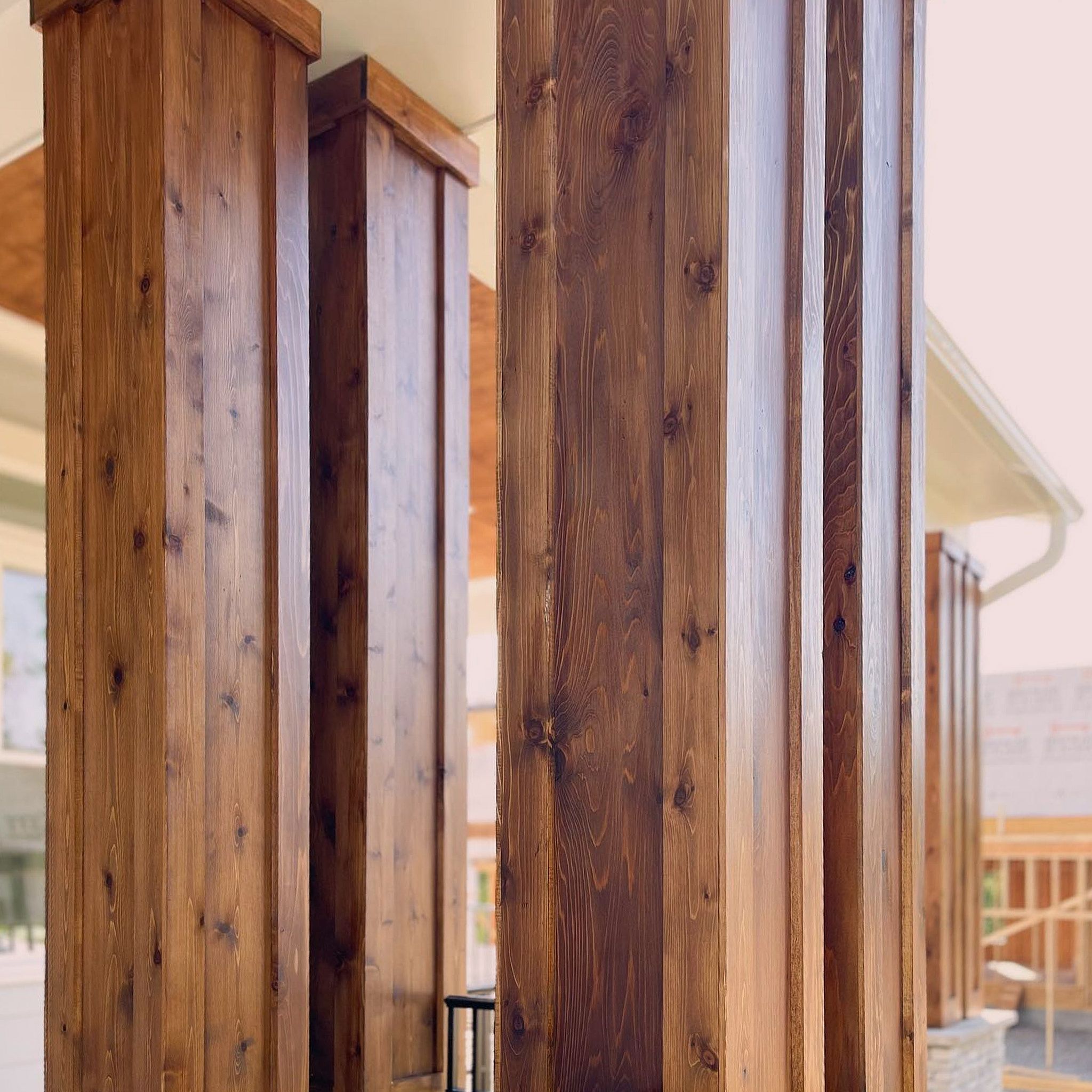 Series Of Beautiful Wood Pillars With Neat And Clean Brownish Color - Lets Upgrade Painting